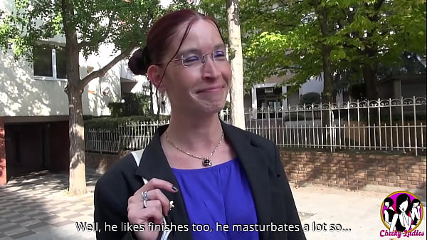 Sonia Gets Hardcore Sodomy From A Young Guy thumbnail