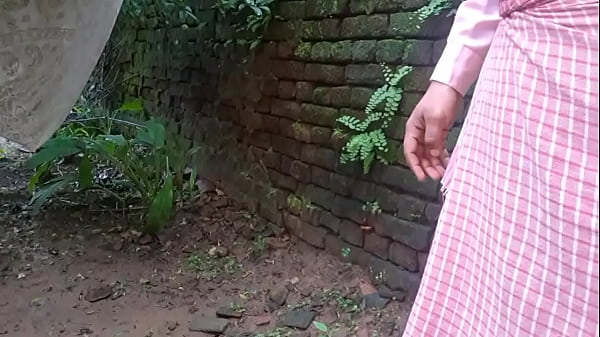 Nonton Desi Hot Young Stepsis Was Happy thumbnail