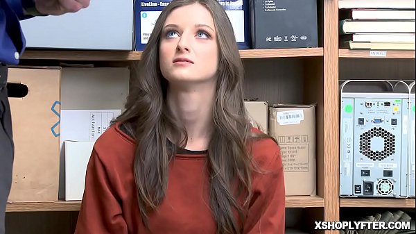 Nonton Mature Cock Romps Kenzi Ryans Teen Vagina Sideways Romping Her Balls Deep! thumbnail