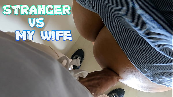 Rubbing Big Booty In Public thumbnail