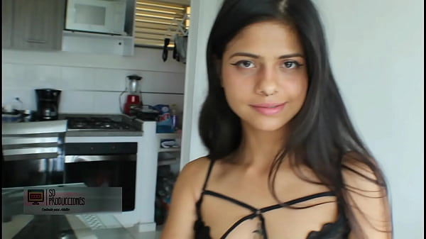 Hermanastro Me Quiero Tragar Tu Leche, Pero Debes Echarla En Este Vaso Para Brindar Con Tigo thumbnail