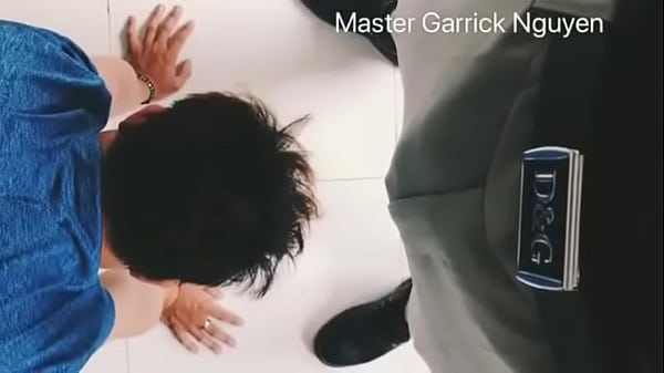 Asian dog serves Superior master
