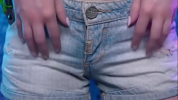 Asmr большая попа в шортах thumbnail