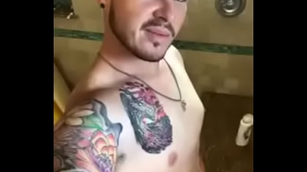 Nonton Cute Guy thumbnail