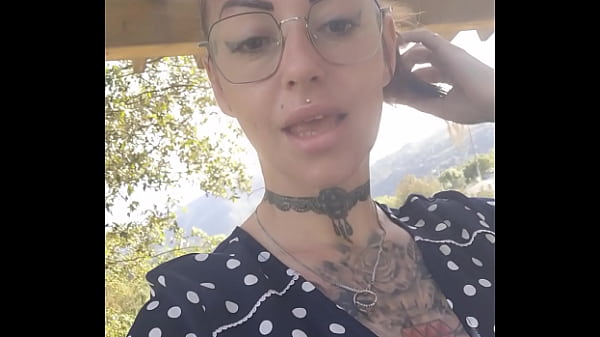 Ce Soir En Live Uniquement Pour Mes Fans Alors Si Tu Veux T Amusez Rejoins Moi ... thumbnail