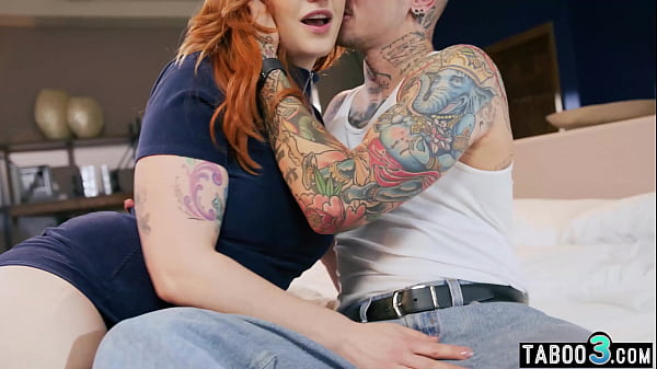 Nonton Big Boobed Chubby Red Cougar Orders Her Bf To Fuck Her Hard thumbnail