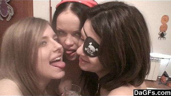 Dagfs - Threesome Lesbians Party thumbnail