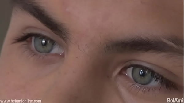 Top hot guy jerking off with cumshot 