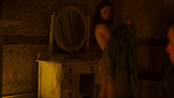 Thomasin McKenzie in TRUE HISTORY OF THE KELLY GANG 