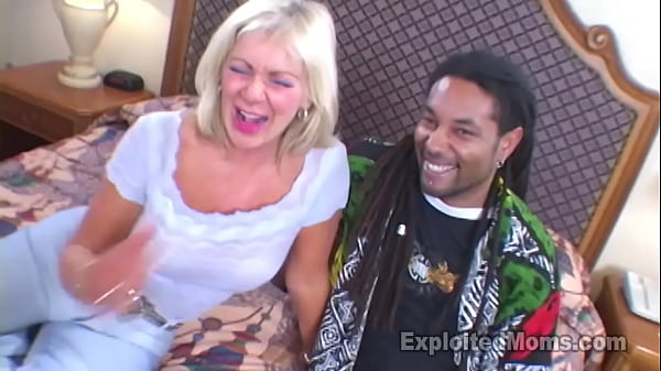 Sexy Granny Does 1st Bbc In Amateur Mature Video thumbnail