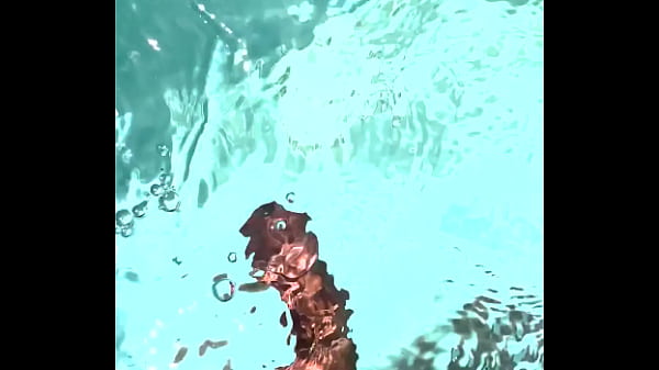 Nonton 10 Seconds Of 10 Inches thumbnail