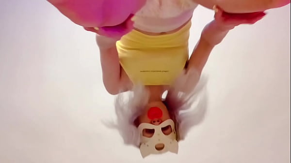 Nonton Giantess Mia's Mimi Adult Baby thumbnail