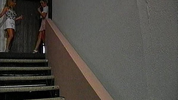 Metro - Star Flash - Scene 2 thumbnail