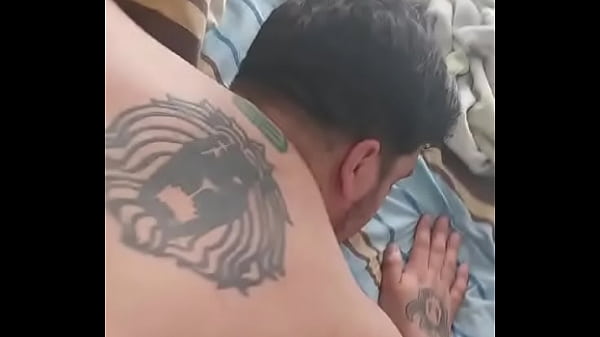 Venezolano Cachondo, Rompi&eacute;ndome El Culo thumbnail