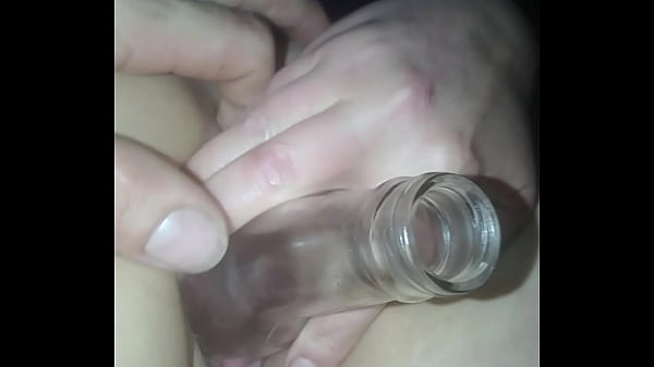 Nonton Milf Lets Hubby Insert A Bottle In Her Hot Wet Twat thumbnail
