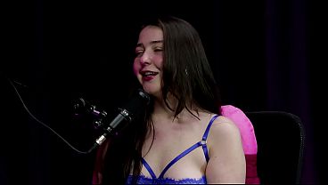 Compilados Da Flora Favaretto No Papo Tifany (swing Cast) - Parte 1 (watch On: Sheer/red) thumbnail