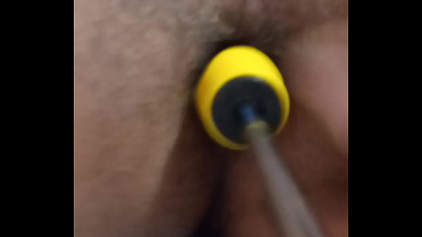 Se me va completo el mango en mi culo 