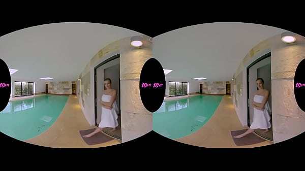 Busty teen swim before virtual sex 