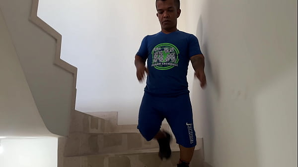Nonton Me Pongo Cachondo De Ver A Escondidas A Mi Culona Sexi Hermanastra Mientras Se Esta Duchando, Me Pongo Cachondo De Ver Su Enorme Culo Mojado. thumbnail
