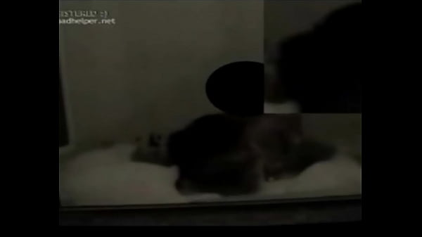 Nonton Gimiendo Rico En Jakuzi thumbnail