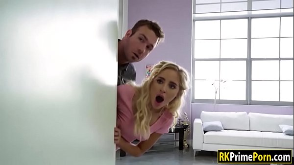 Nonton Carmen And Naomi Shared A Hard Man Meat thumbnail