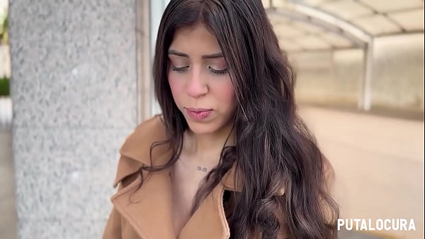 Putalocura - Jovencita Colombiana Culona Smith Traga Semen De Torbe En Pilladas thumbnail