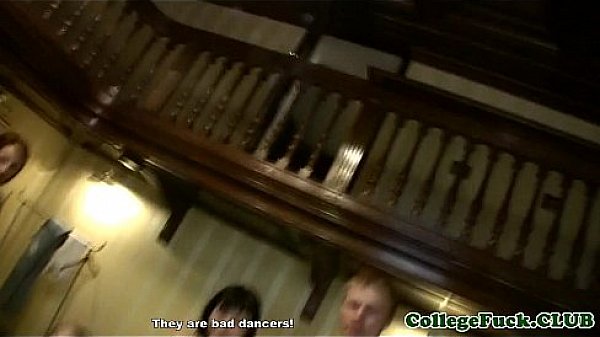 Nonton Teenagers Cocksucking At Dorm Orgy thumbnail