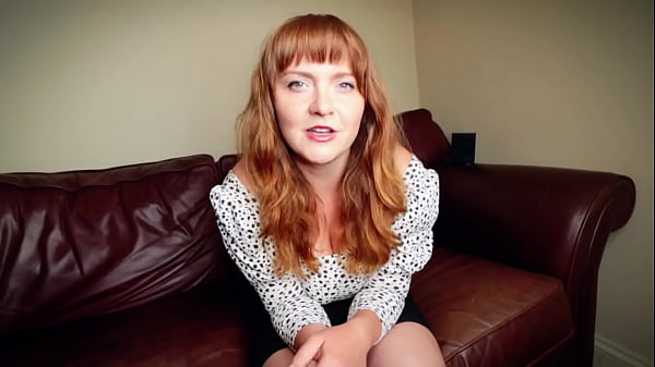 Redhead Pyschiatrist Helps You With Your Feet Fetish thumbnail