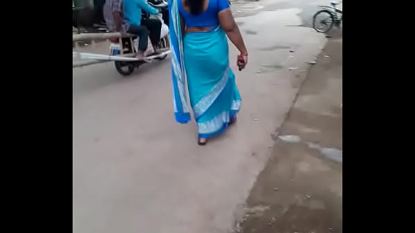 Nonton Sexy Aunty thumbnail