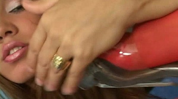 Nonton Brazilian Girl Gets Her Ass Pounded thumbnail