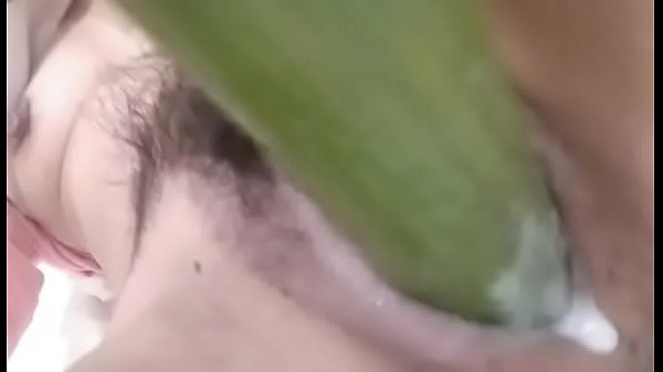 Nonton Cucumber Lady thumbnail