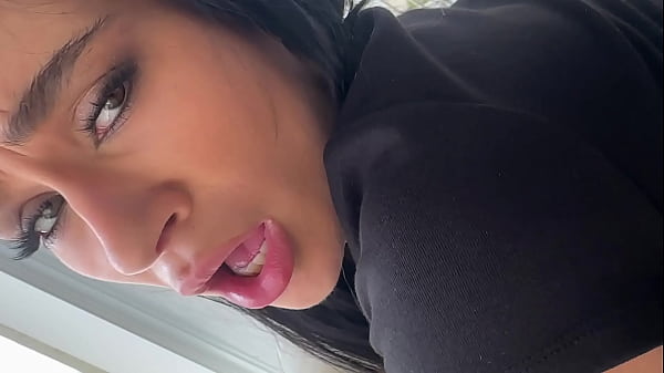 Nonton Goth Step Sister Gives You A Turn thumbnail