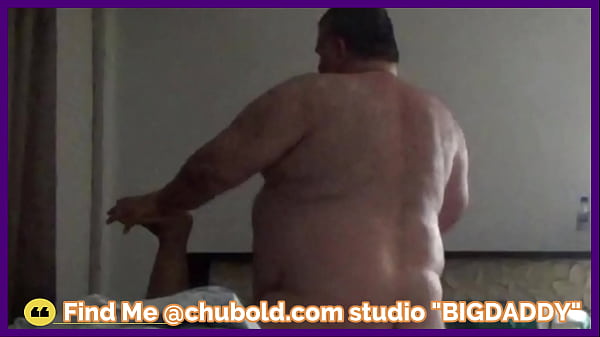 Nonton Moaning All The Way thumbnail