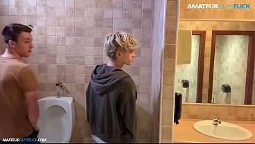 Two Horny Twinks 