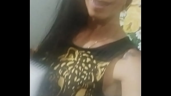 Oie! Sou a Paula Rigonatti e eu estou agora também no XVIDEOS! – Vídeo de verificação