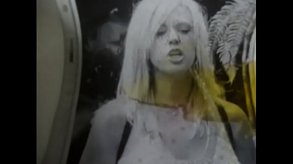 Pee On Kate Gosselin 2 thumbnail