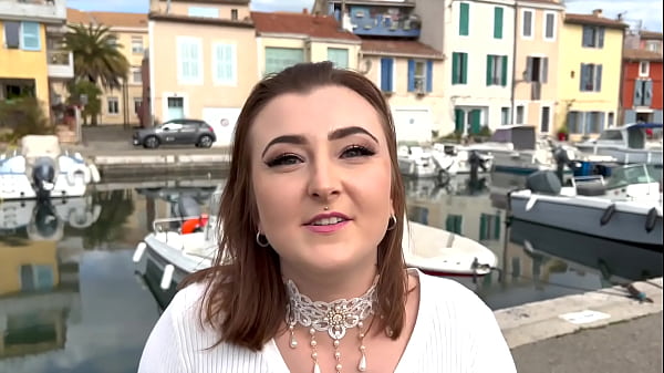 Douce Et Sauvage, Tracy, 19ans, R&eacute;alise Son Fantasme ! thumbnail