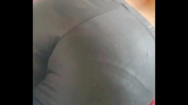 Este culo fue sorprendido por una gran verga con ganas de llenarlo de leche