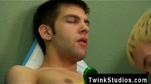 Sexy Men Chris Jett Needs A Bit Of Sugar To Get His Back Before thumbnail