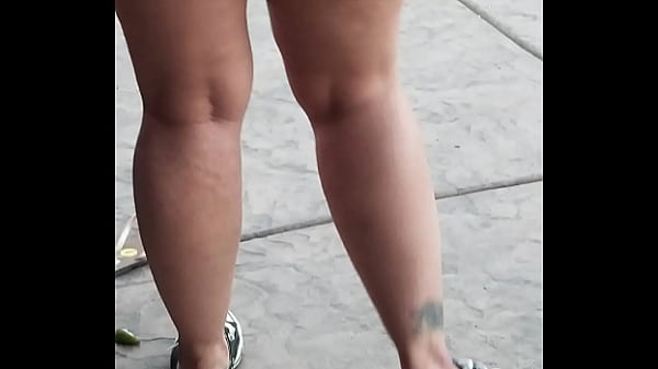 Nonton Music Video Booty thumbnail