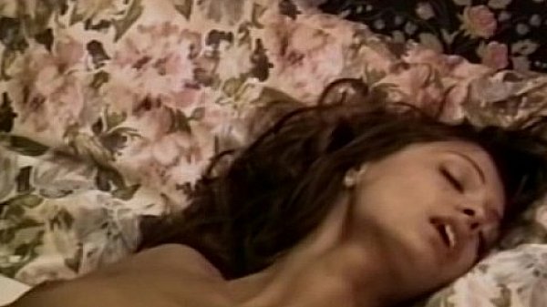 Retro Amateur Babe Nailed By Oldman thumbnail