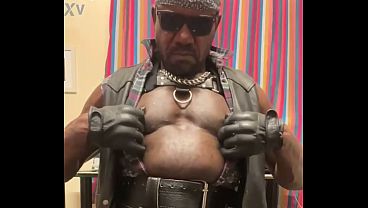 Black Muscle Tit Pump Flex & Nipple Play Solo Session thumbnail