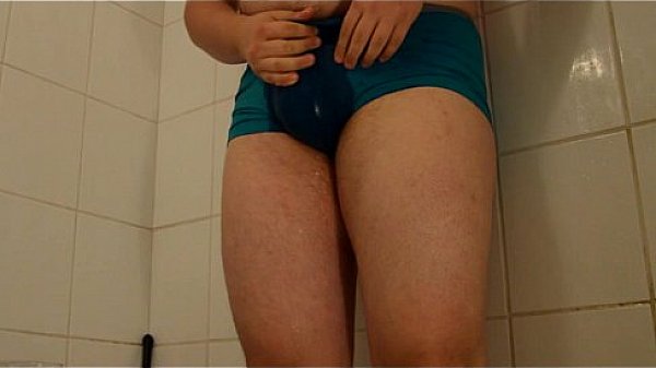 Nonton Anal Wetting thumbnail