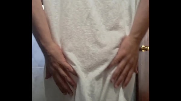 Paja con ropa de mujer 