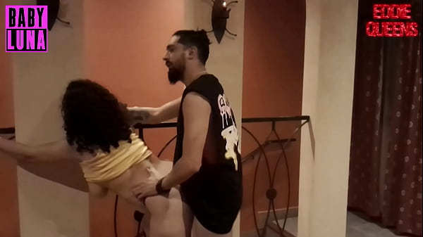Nonton I Find My Horny Neighbor On The Stairs While Her Husband Is Away From Home She Lets Me Fuck Her On The Stairs And Fill Her Face With Cum In The Hallway Ft Babyluna939 thumbnail