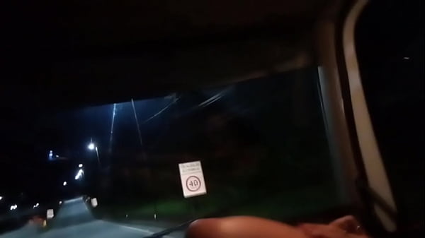 Nonton Gozando No Caminh&atilde;o thumbnail