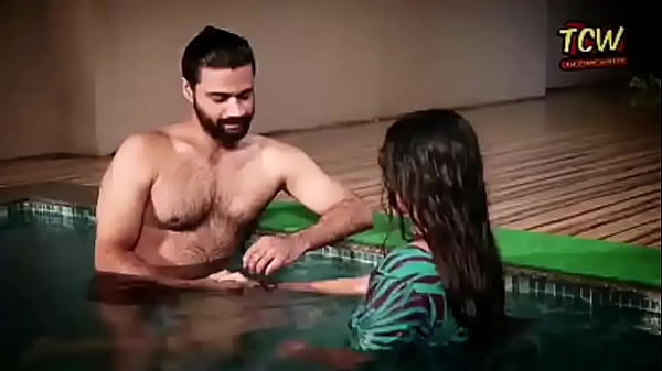 bollywood kissing 