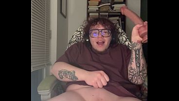 Thick Boypussy Gets Swollen And Wet thumbnail