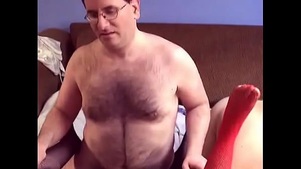 Nonton Three Horny Chicks Give Bj And Gets Cunt Fucked On The Sofa thumbnail