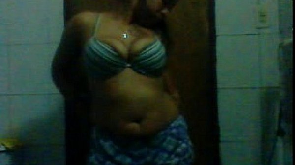 Nonton Maia Bien Hot thumbnail